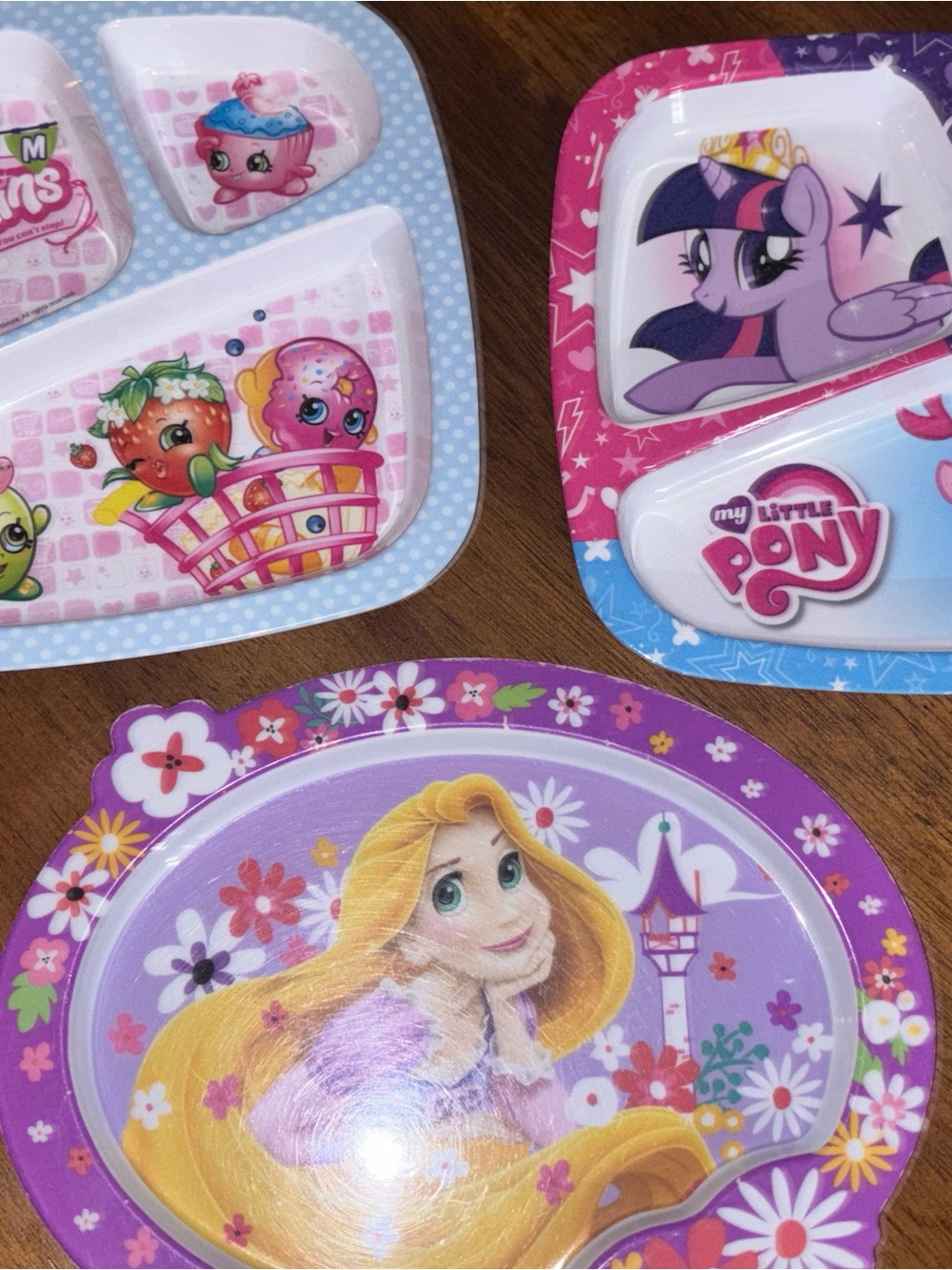 Kids Divided Plates (2) & kid plate